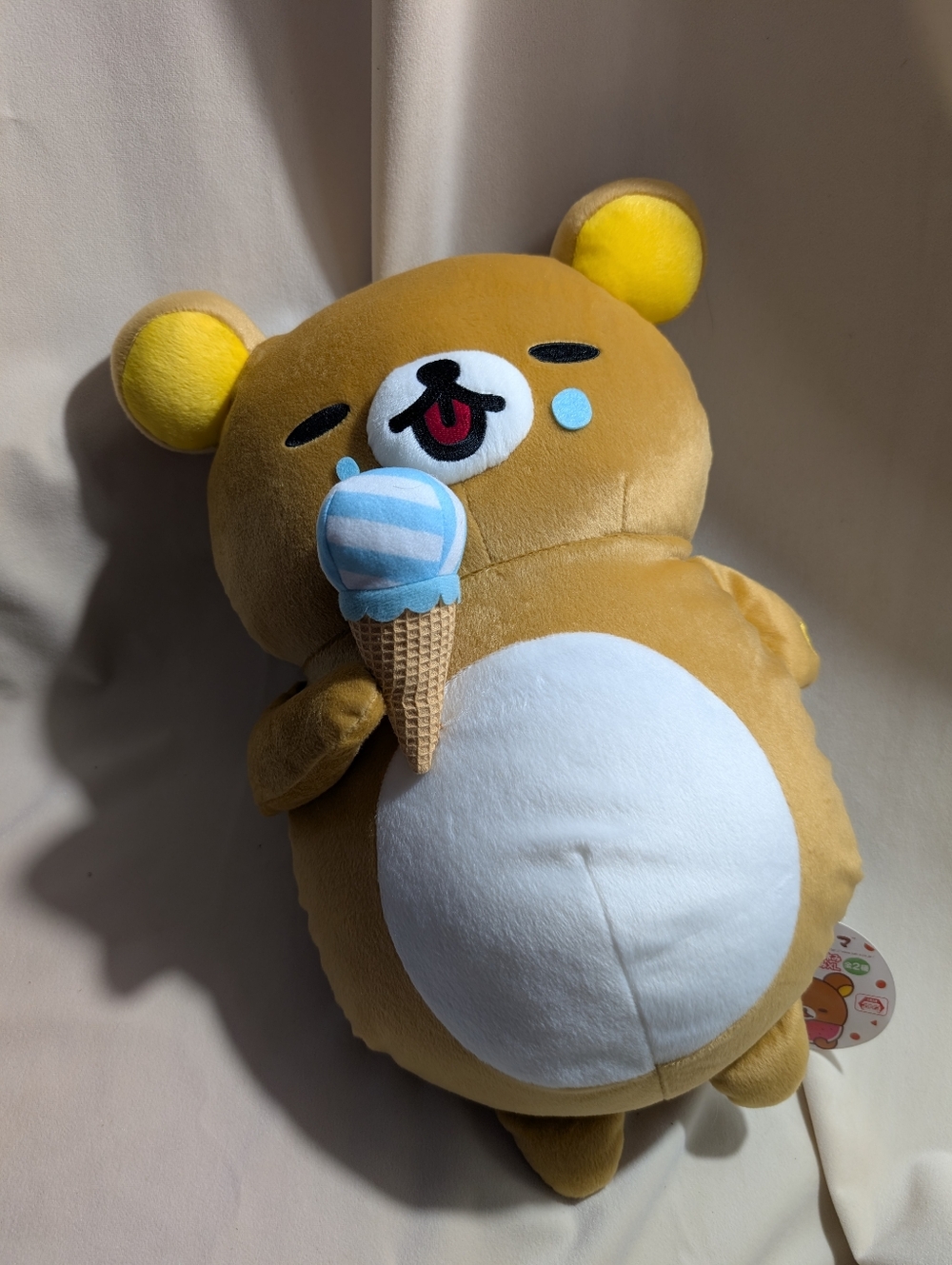 Large Rilakkuma Eating Ice Cream - Picture 2 of 3